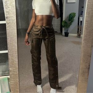 MNML brown cargo pants. Worn once in great condition